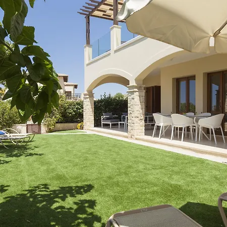 Residences * Aphrodite Hills